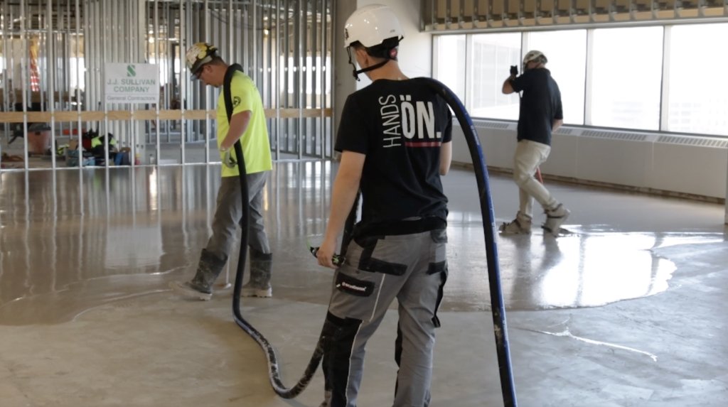 Pouring self-leveling underlayment