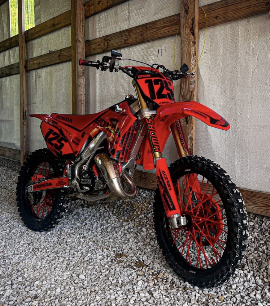 CR125R in the barn