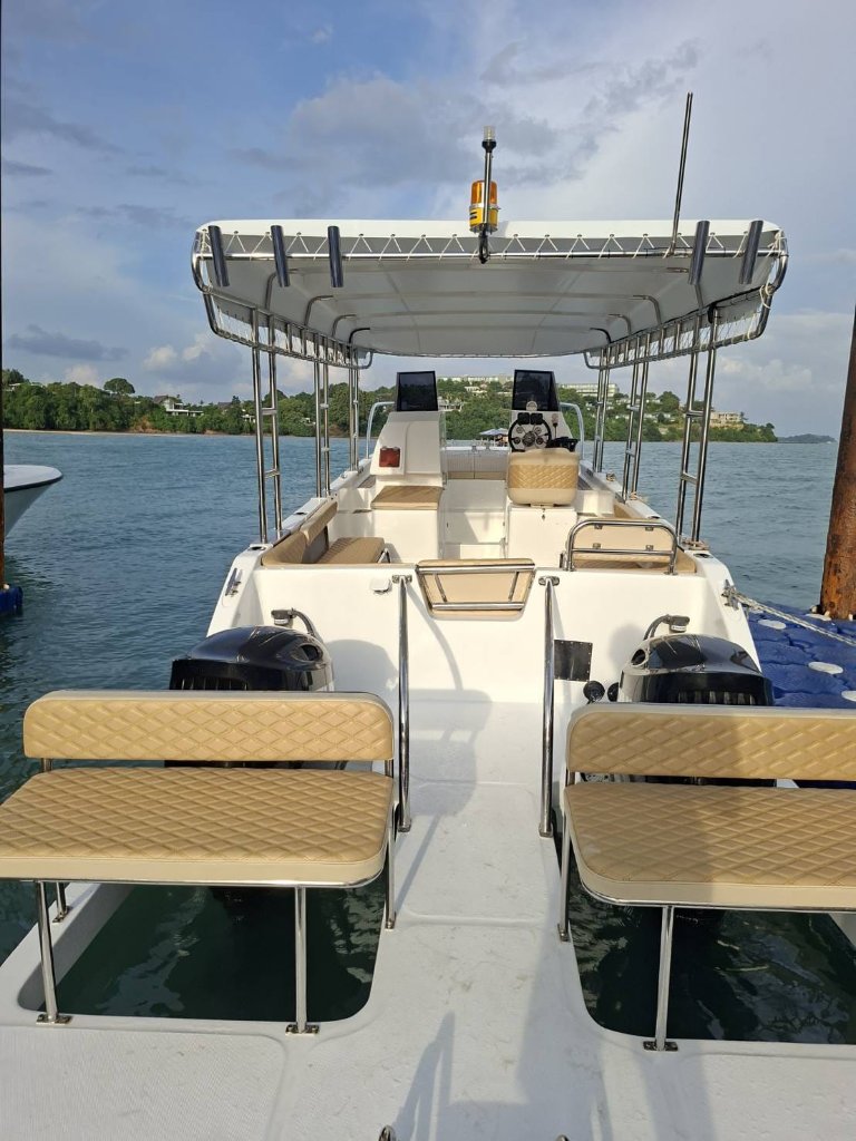 Luxury Phuket yacht charter vessel