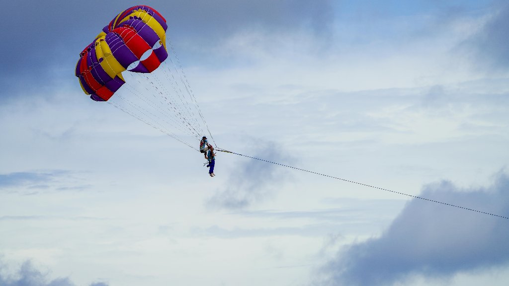 Parasailing - Phuket yacht charter activity