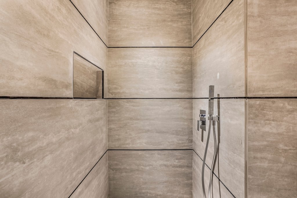 Walk in shower
