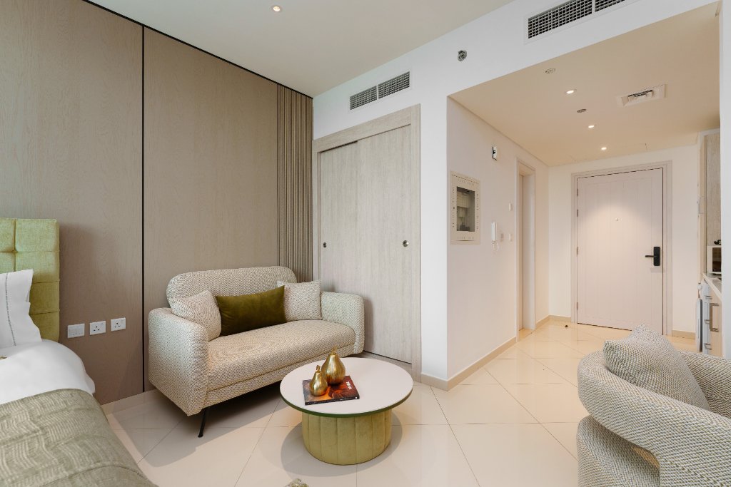 Sitting area and entrance