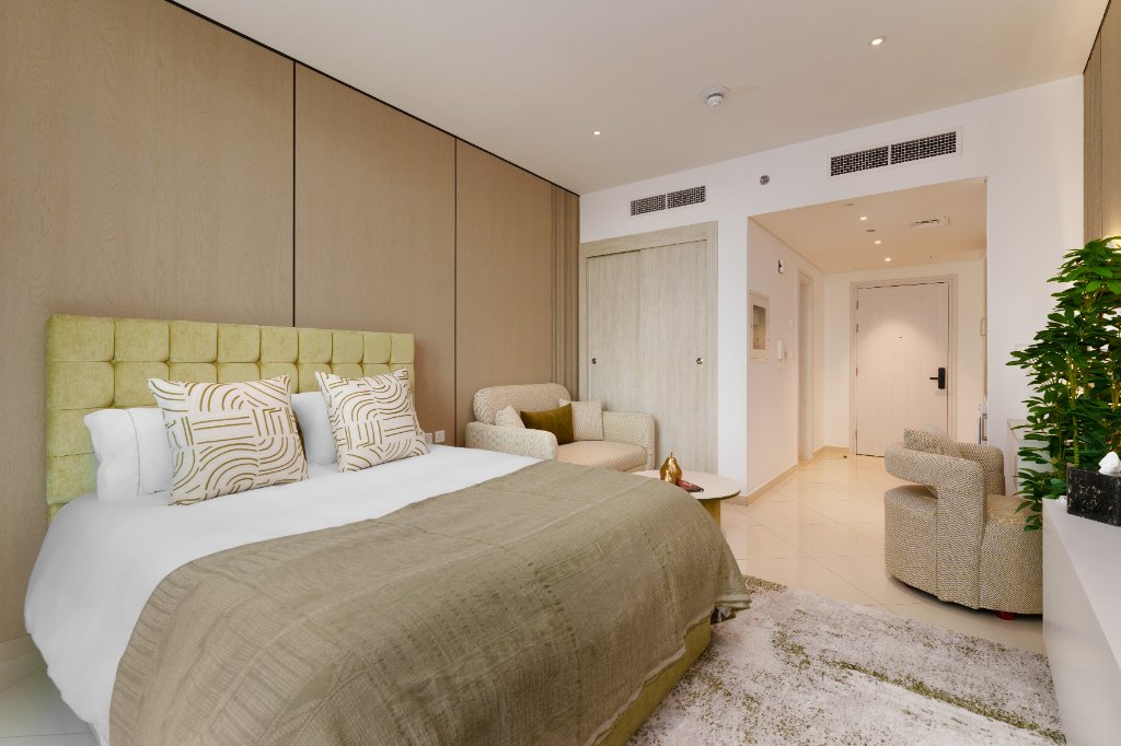 Bed with seating area