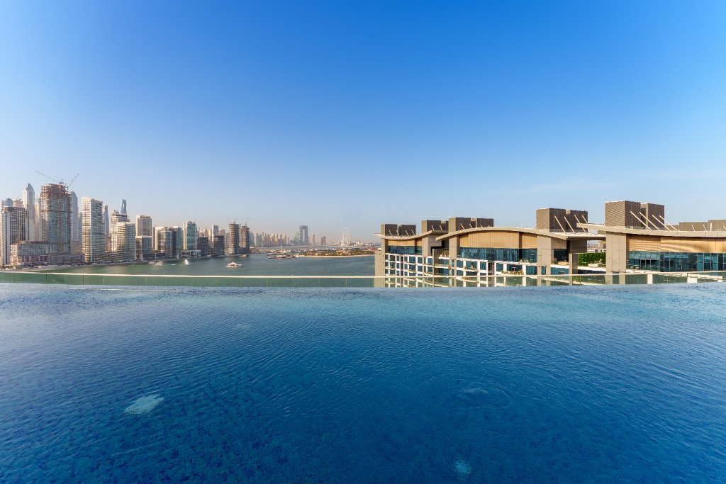 Infinity pool panoramic view
