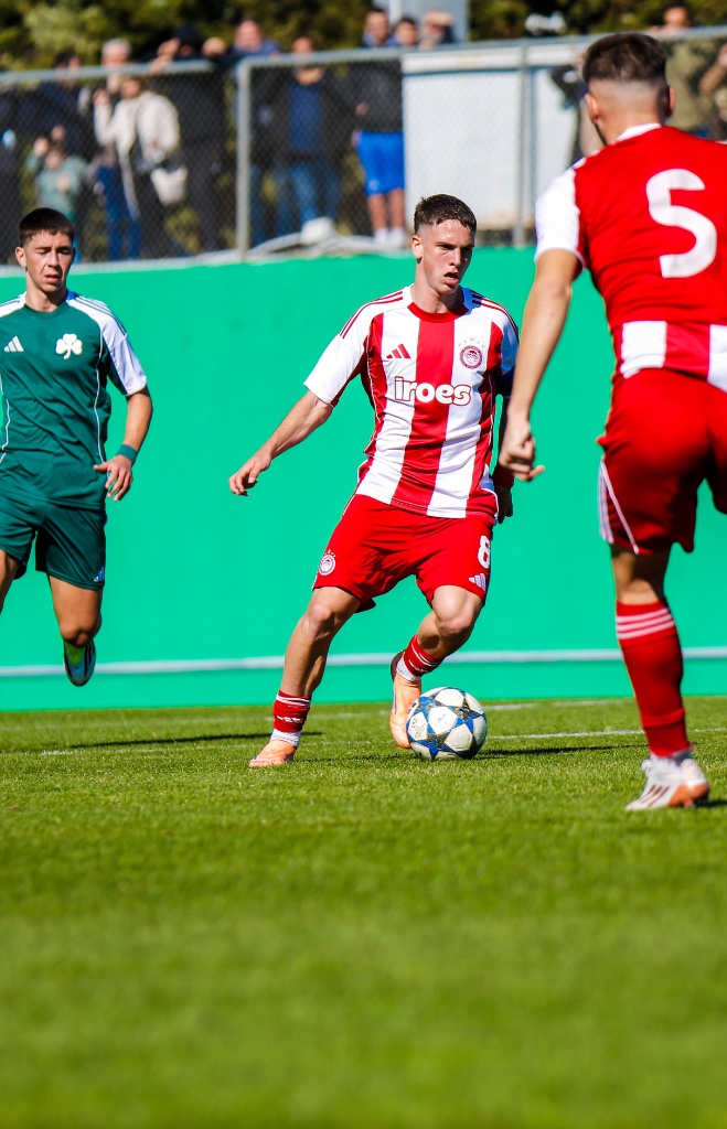 Alexandros in action — Olympiacos vs Panathinaikos