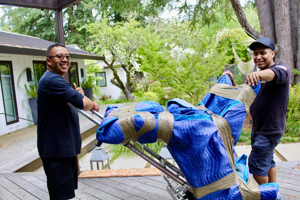 How to Move Antiques and Fragile Items Without Damage
