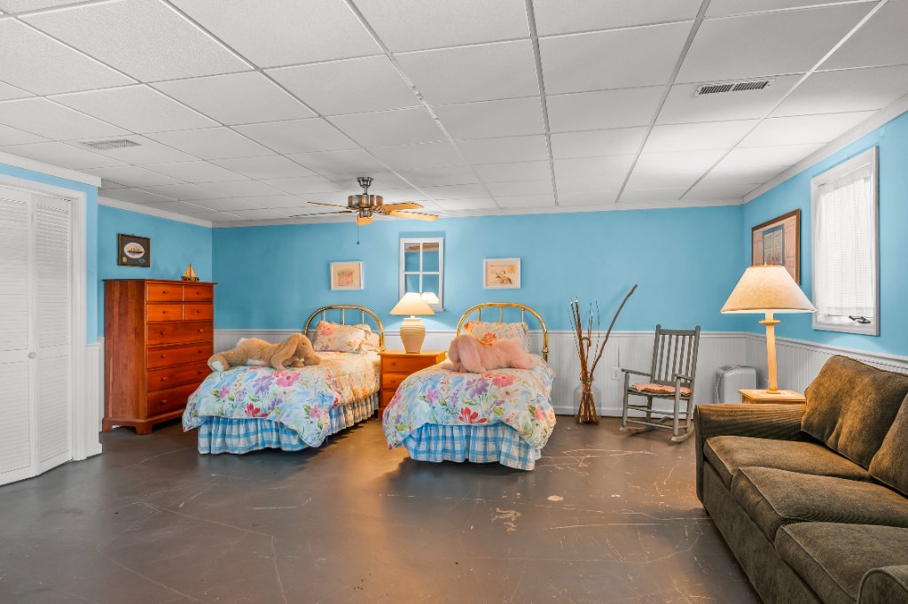 Lower level bedroom 4