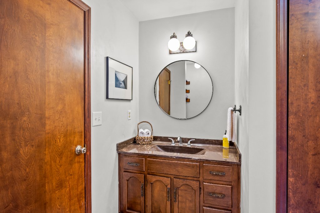 Bath 2 vanity