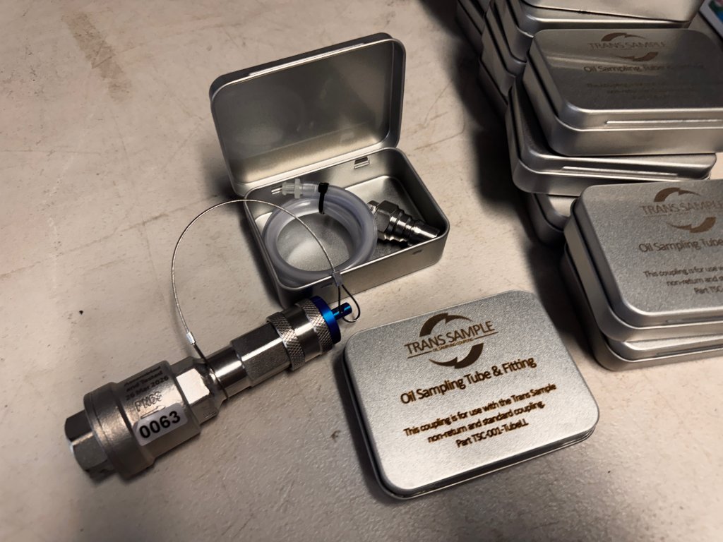 Trans Sample DGA Coupling — complete coupling kit with male fitting and hose barb