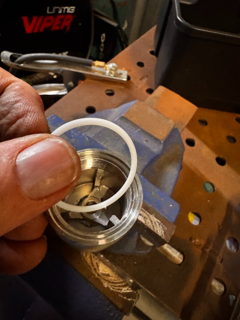 PTFE seal ring fitting during assembly