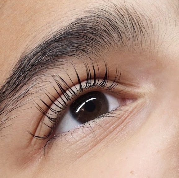 Lash Lifting