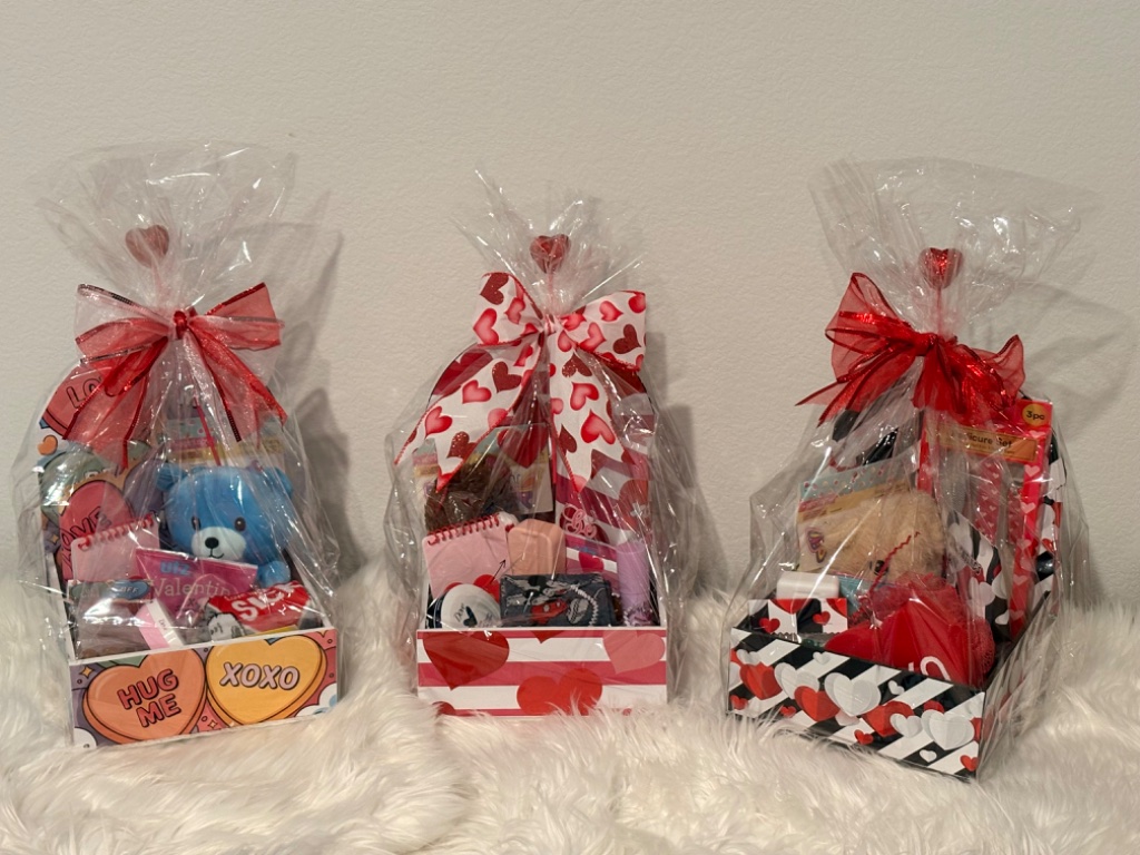 Valentine's Day Gift Basket Trays