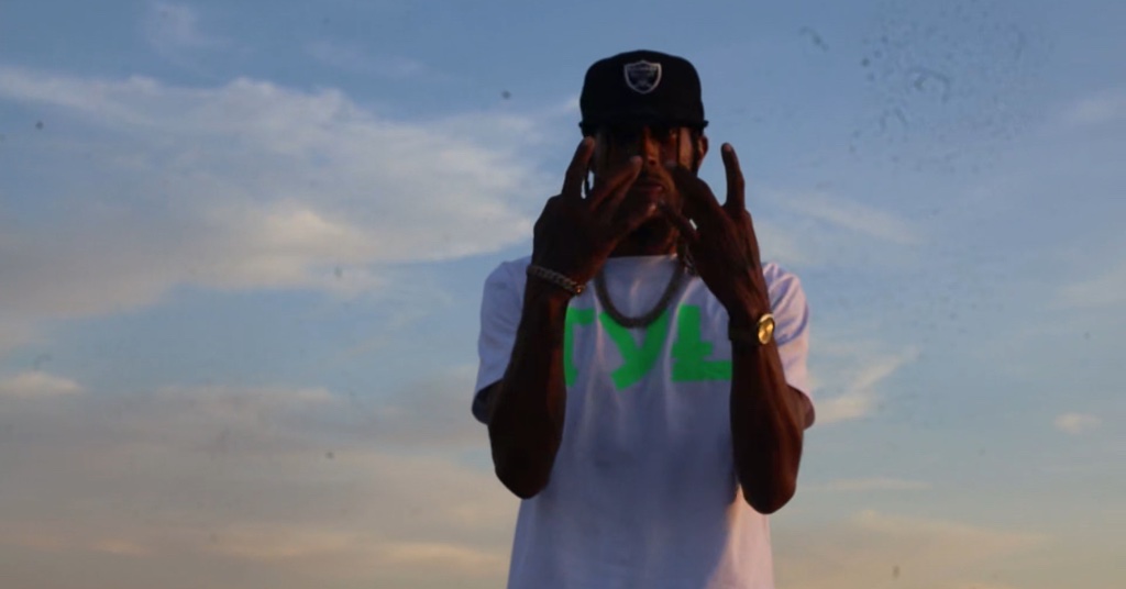 Hot Tunez — Geak