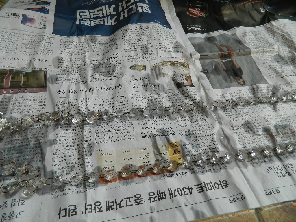 Kristal Lampu yang Telah Dibersihkan