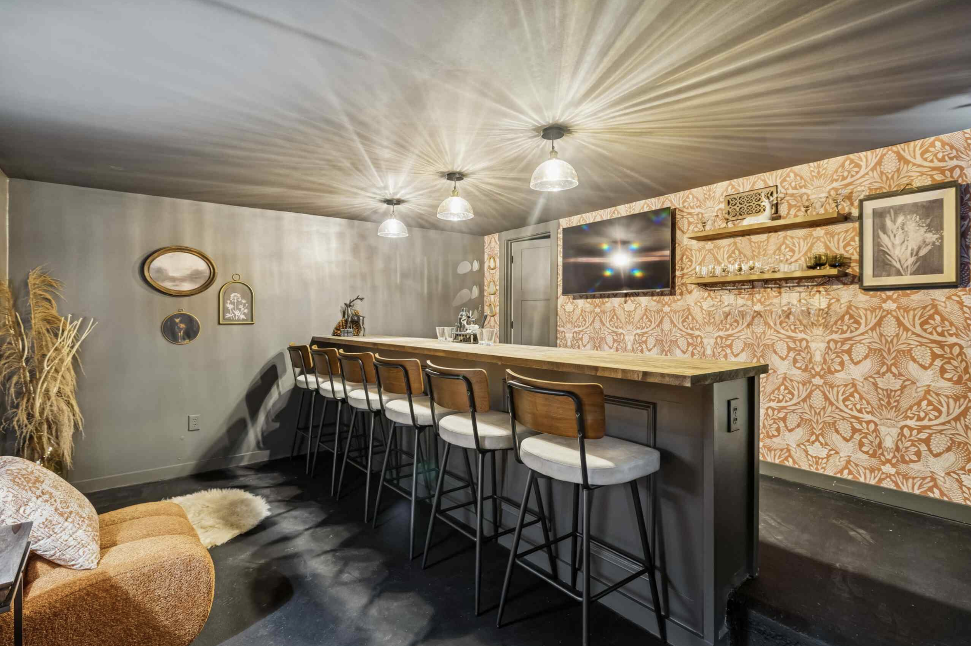 Basement bar lounge