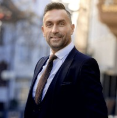 Hakan Akbürü