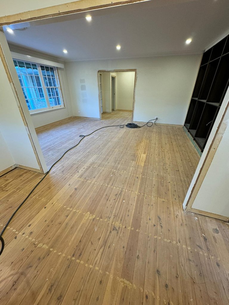 Chocolate Stain — Before