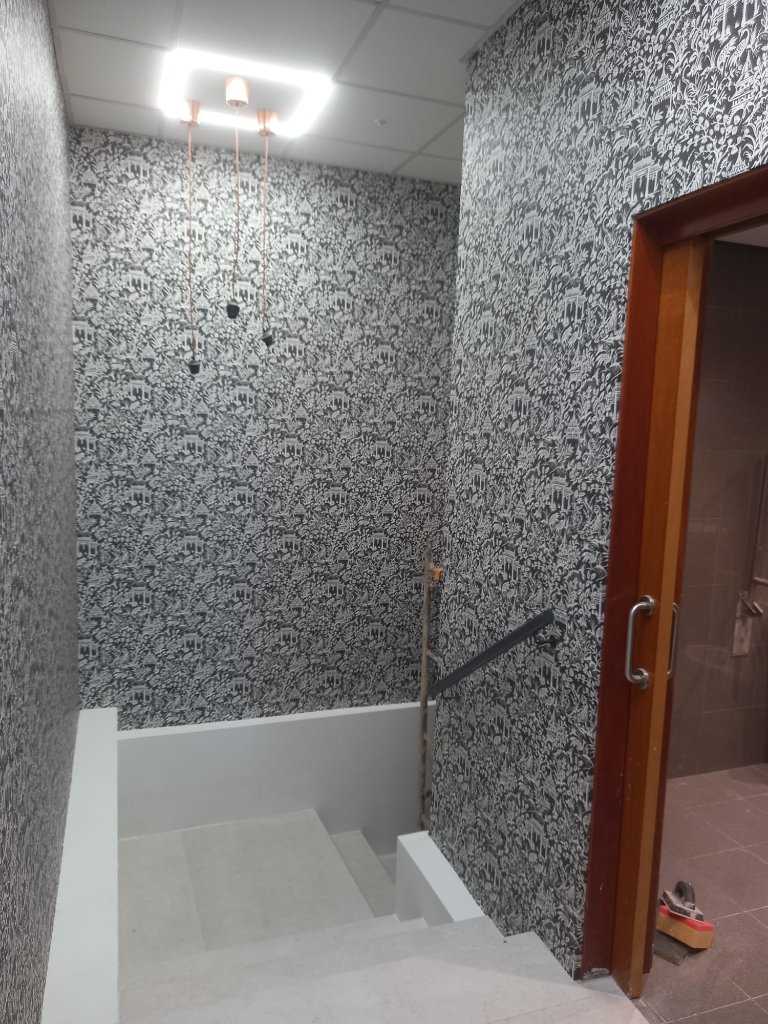 Papel pintado en escalera