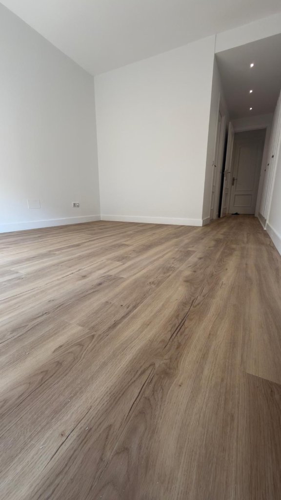 Suelos vinílicos, tarimas y parquet - foto 2