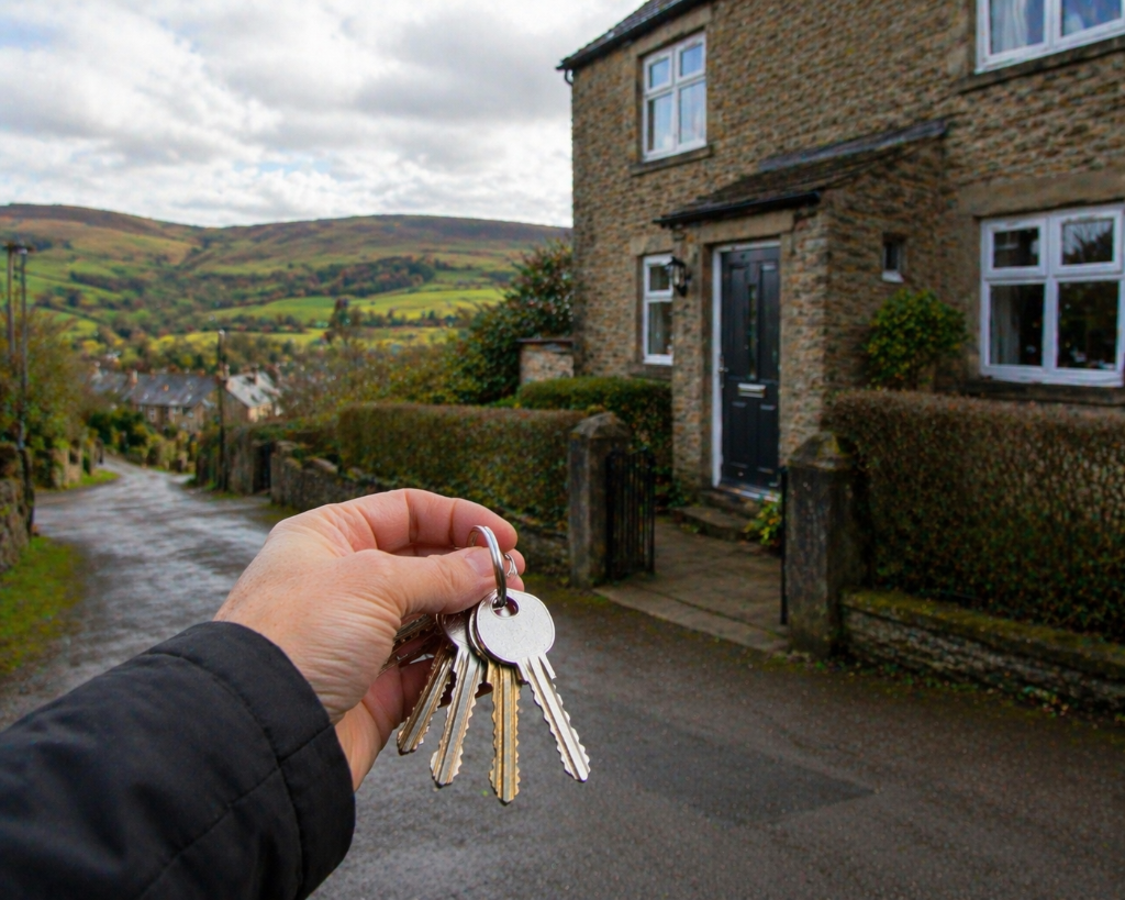 Featured image for: 7 Essential Steps If You're Locked Out in Longdendale (Fast Help Guide)