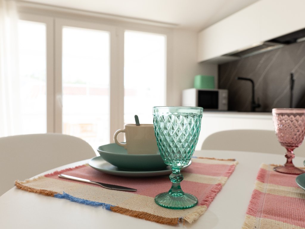 LUCE 4