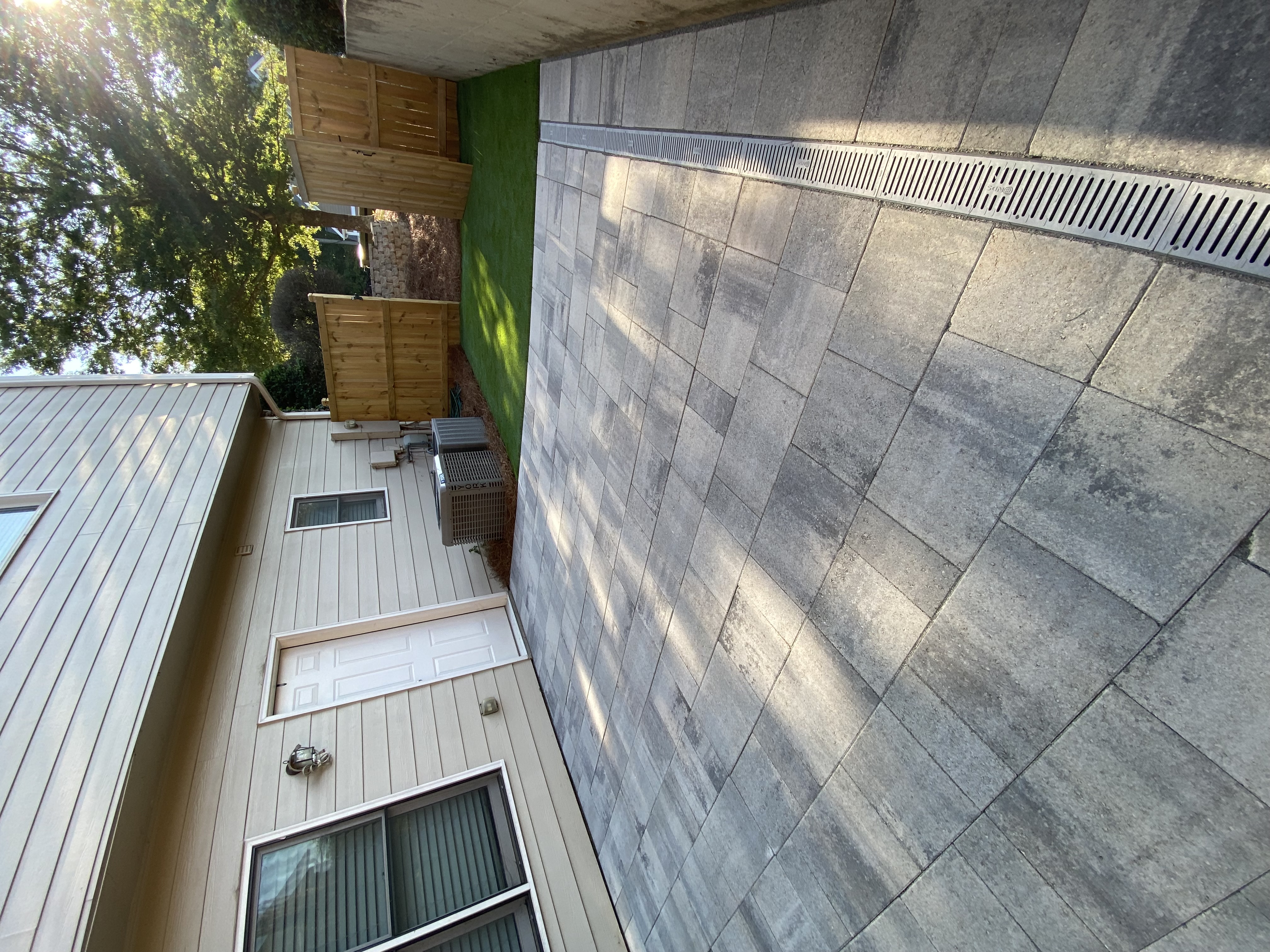 Side Yard Turf Border