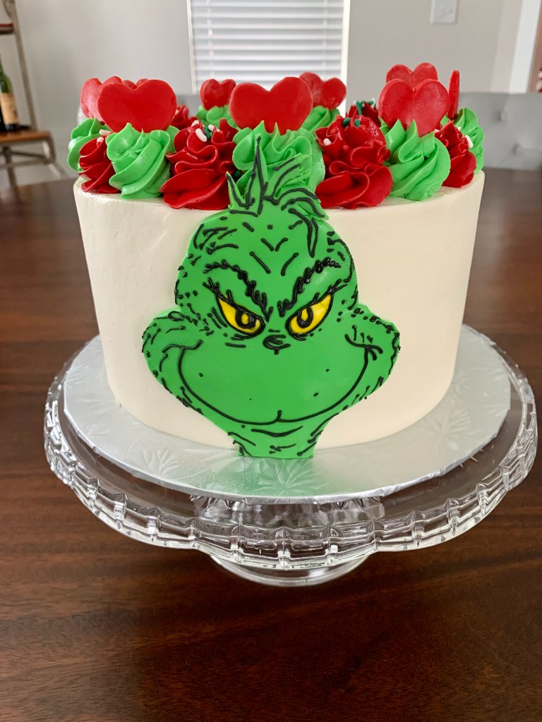 The Grinch Christmas Cake