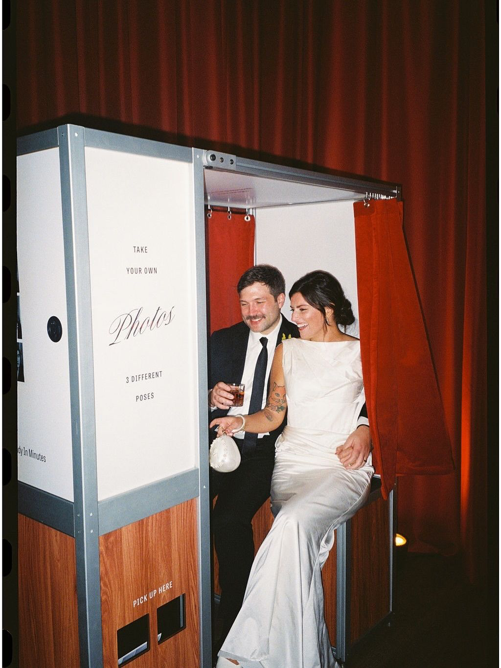 Elegant photobooth setup