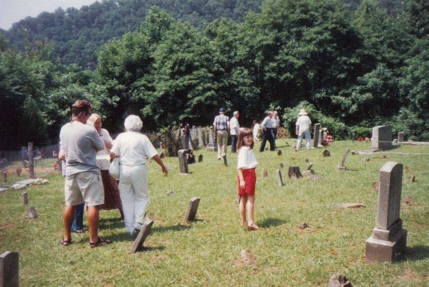 Hinchman Cemetery, Rita Logan, WV (2)