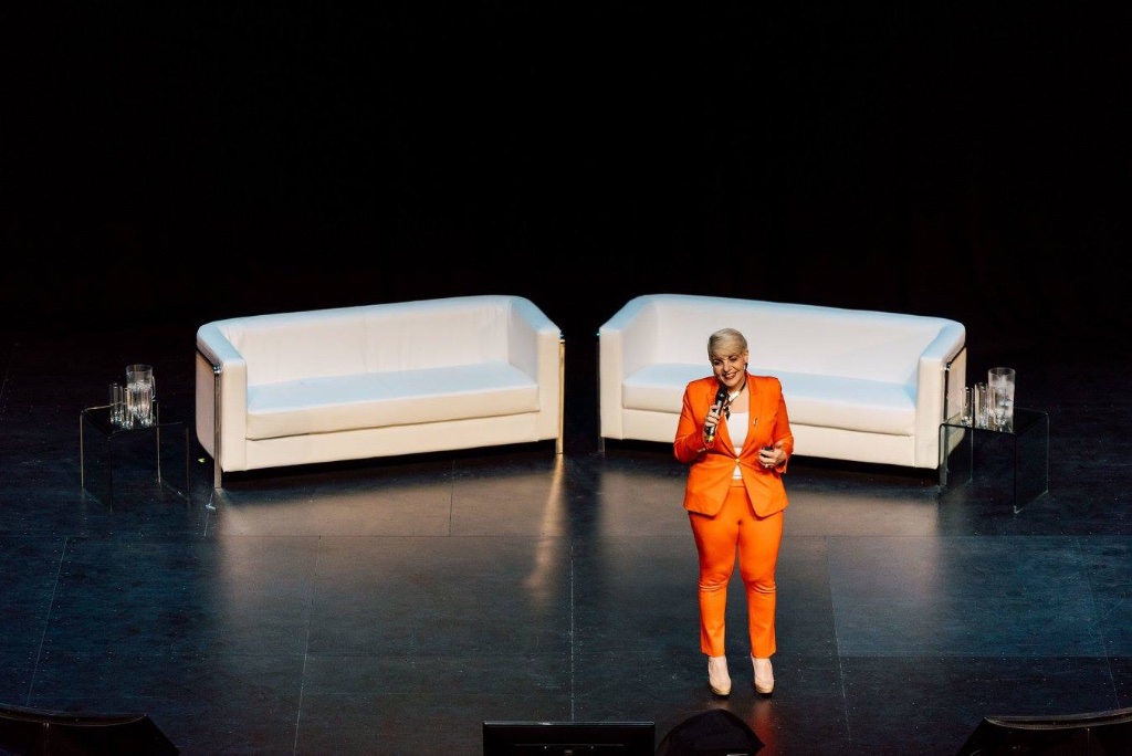 Angela on Archangel stage