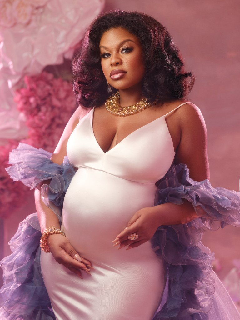 Dreamy blush maternity session 3