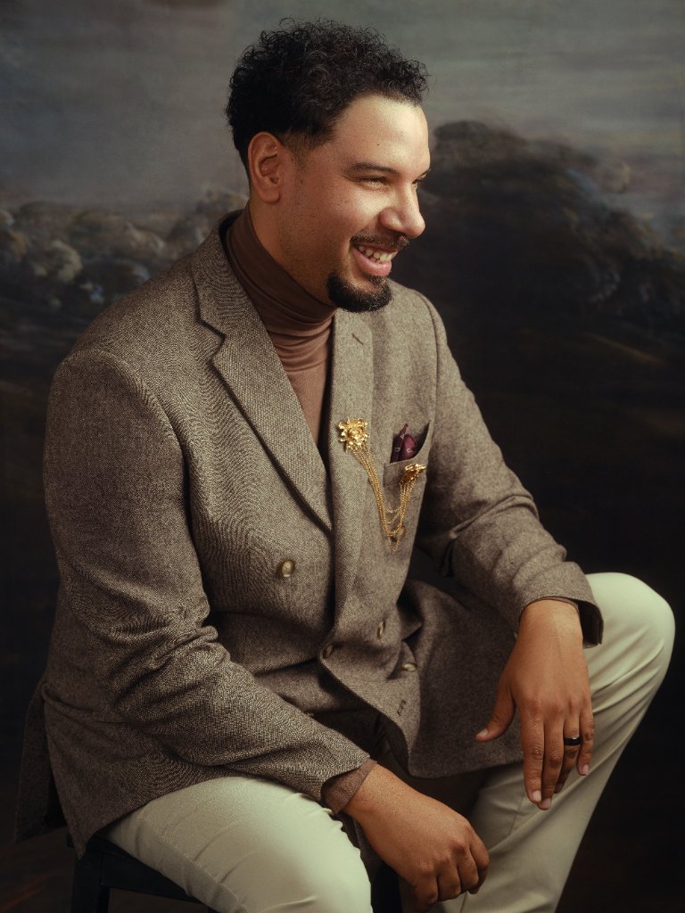 Modern portrait by Sophia Barrett Studios