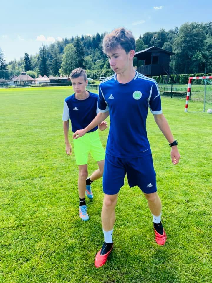 VfL Wolfsburg players at mountain camp – technical training Football IQ Academy