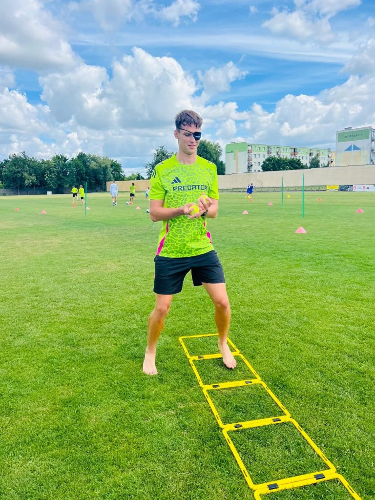 Proprioception and coordination ladder training by Football IQ Academy player