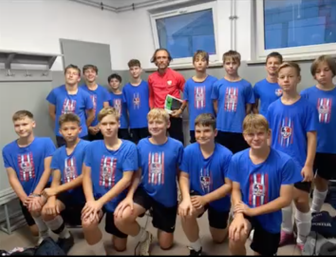 Training with young players