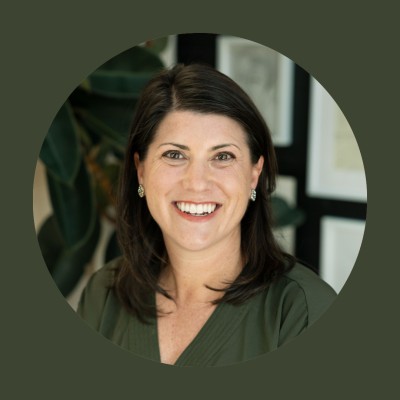Lesley Robinson, PhD