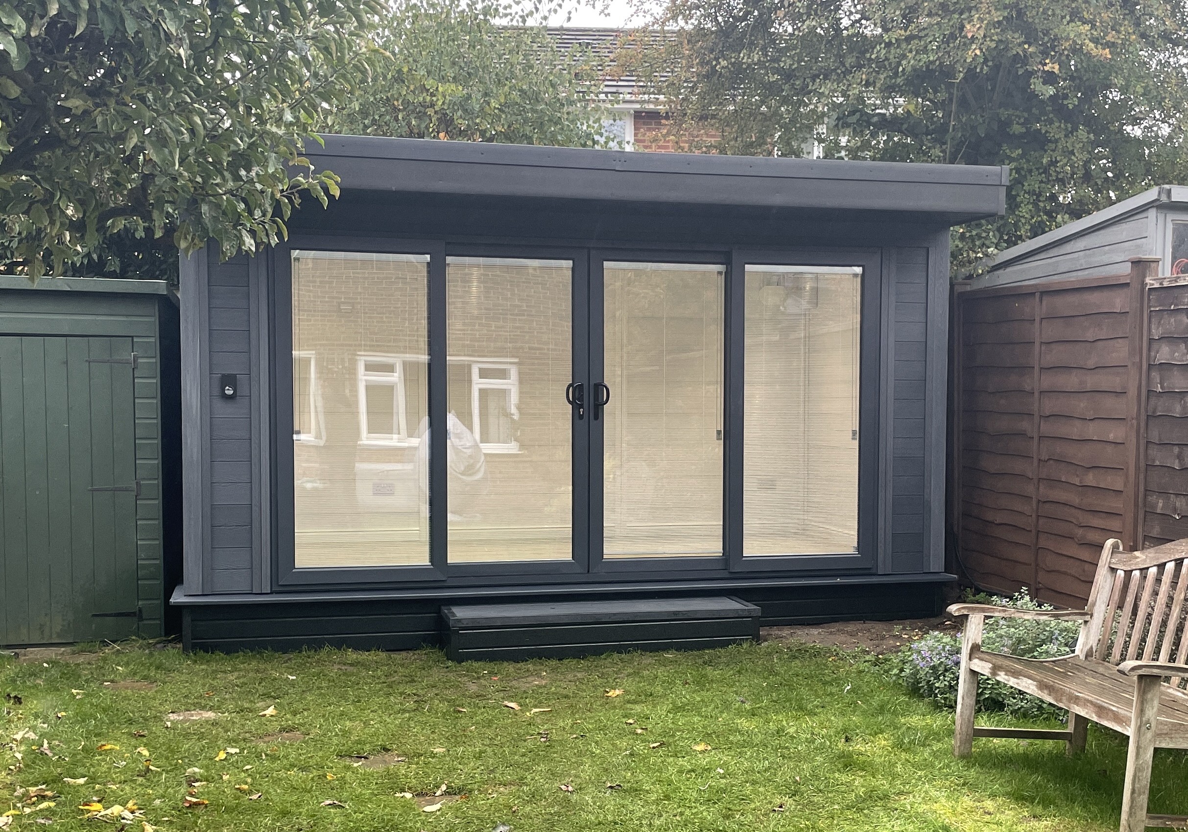 Standard composite garden room (4m x 3.3m)