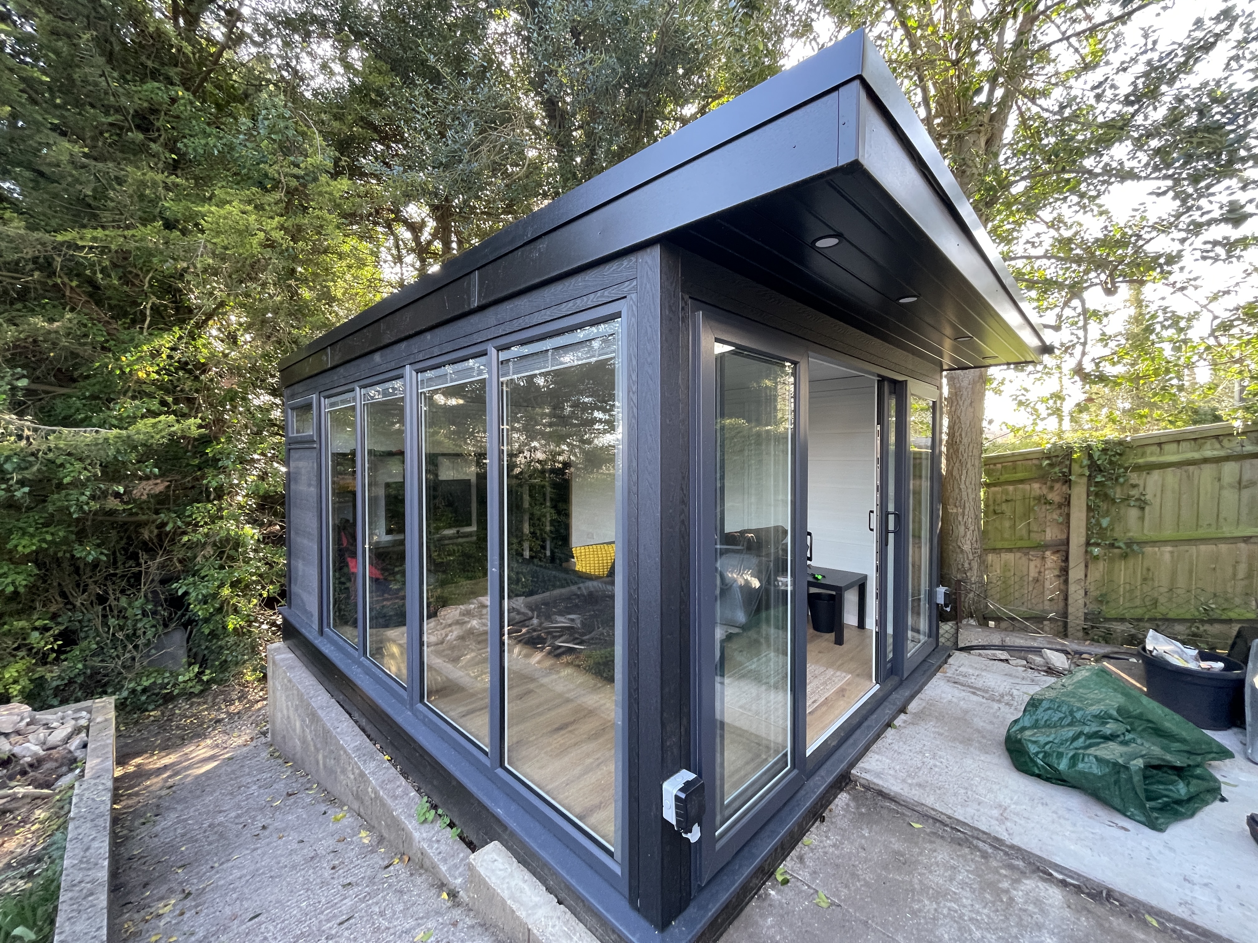 Extra Large composite garden room (6.4m x 4.5m)