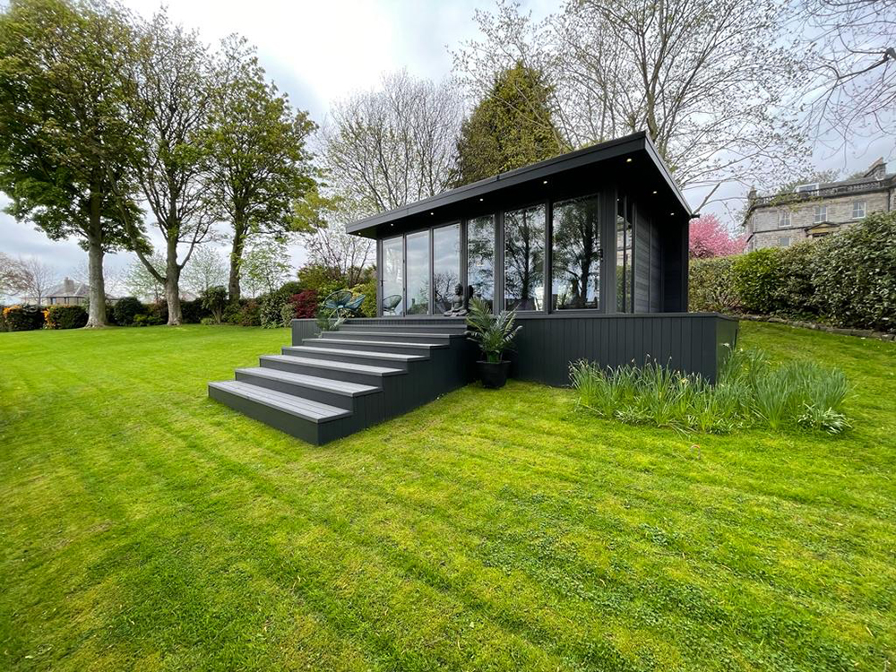 Recent bespoke garden room project 4