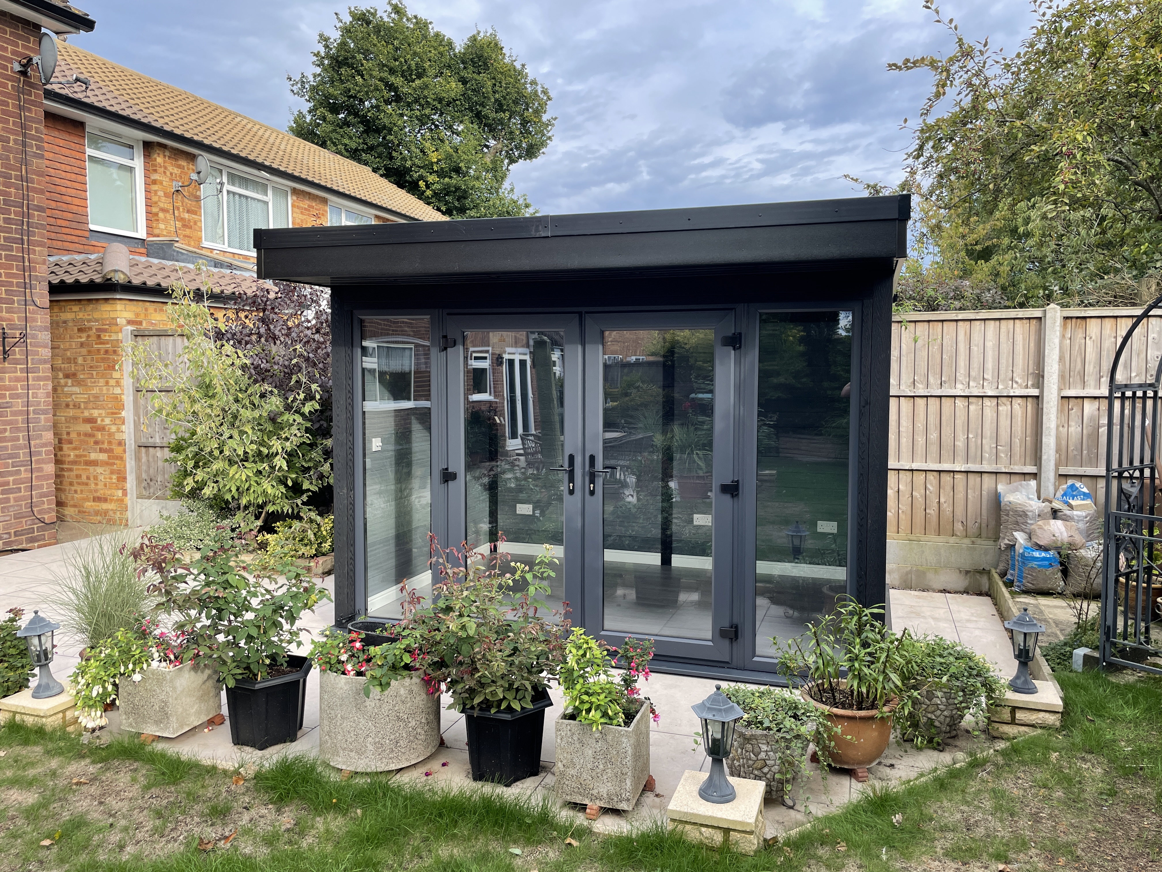 Recent prefab garden room project 6
