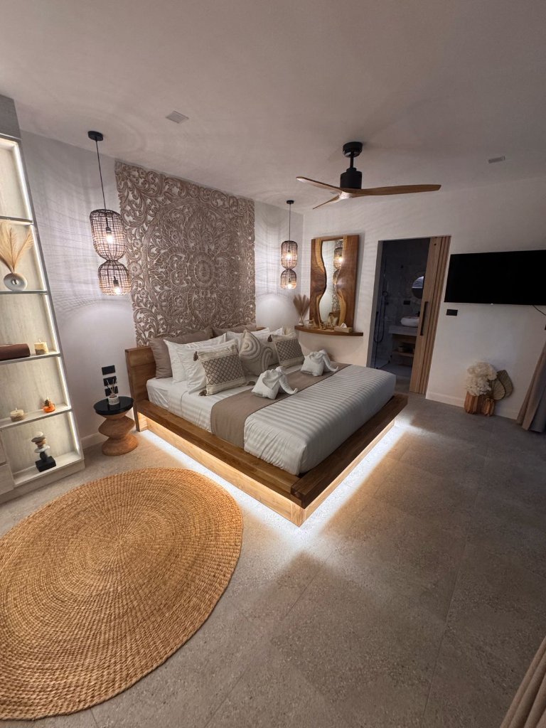 Villa Baan Nai Harn