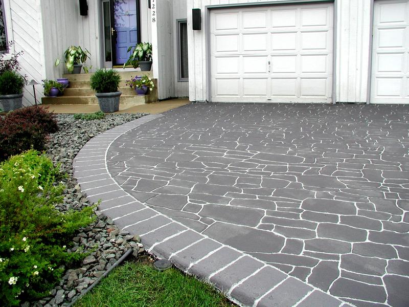 Concrete Driveways — example project 3 by L.D. Williams Decorative Concrete