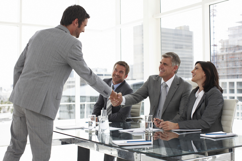 Professional resume writer Brisbane helping a client with their job application