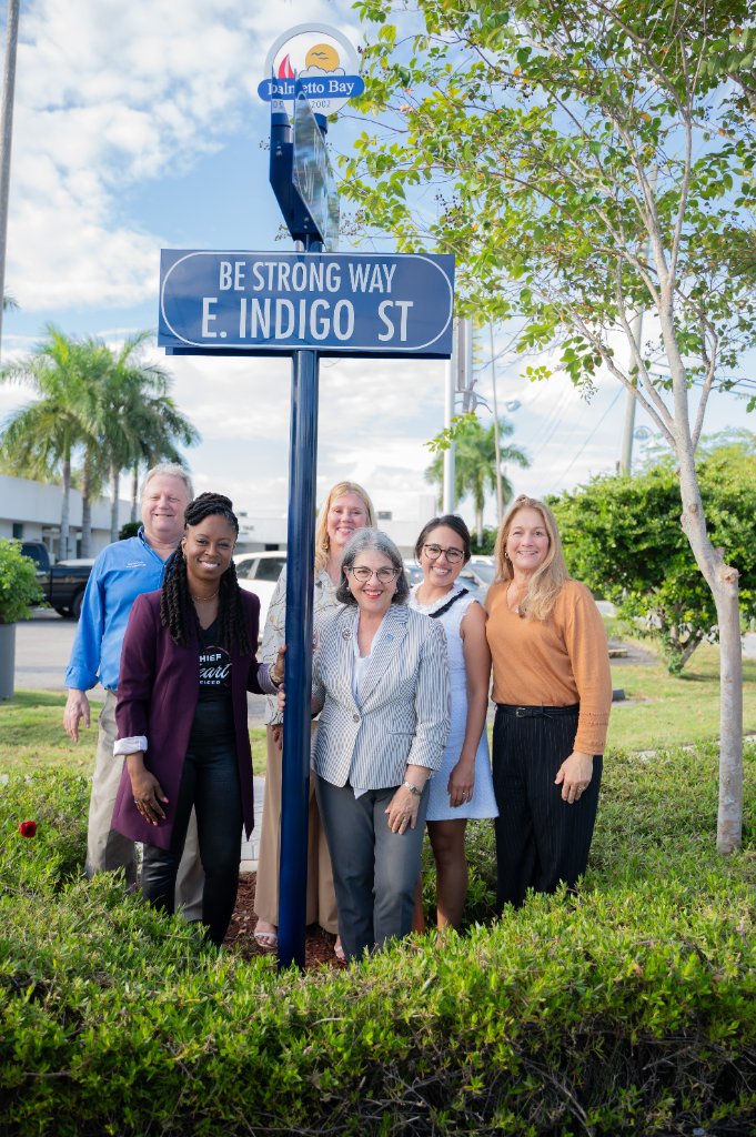 Be Strong Way Street Sign