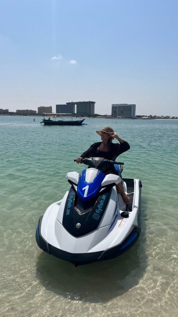 Tânia Fernandes — Dubai jetski