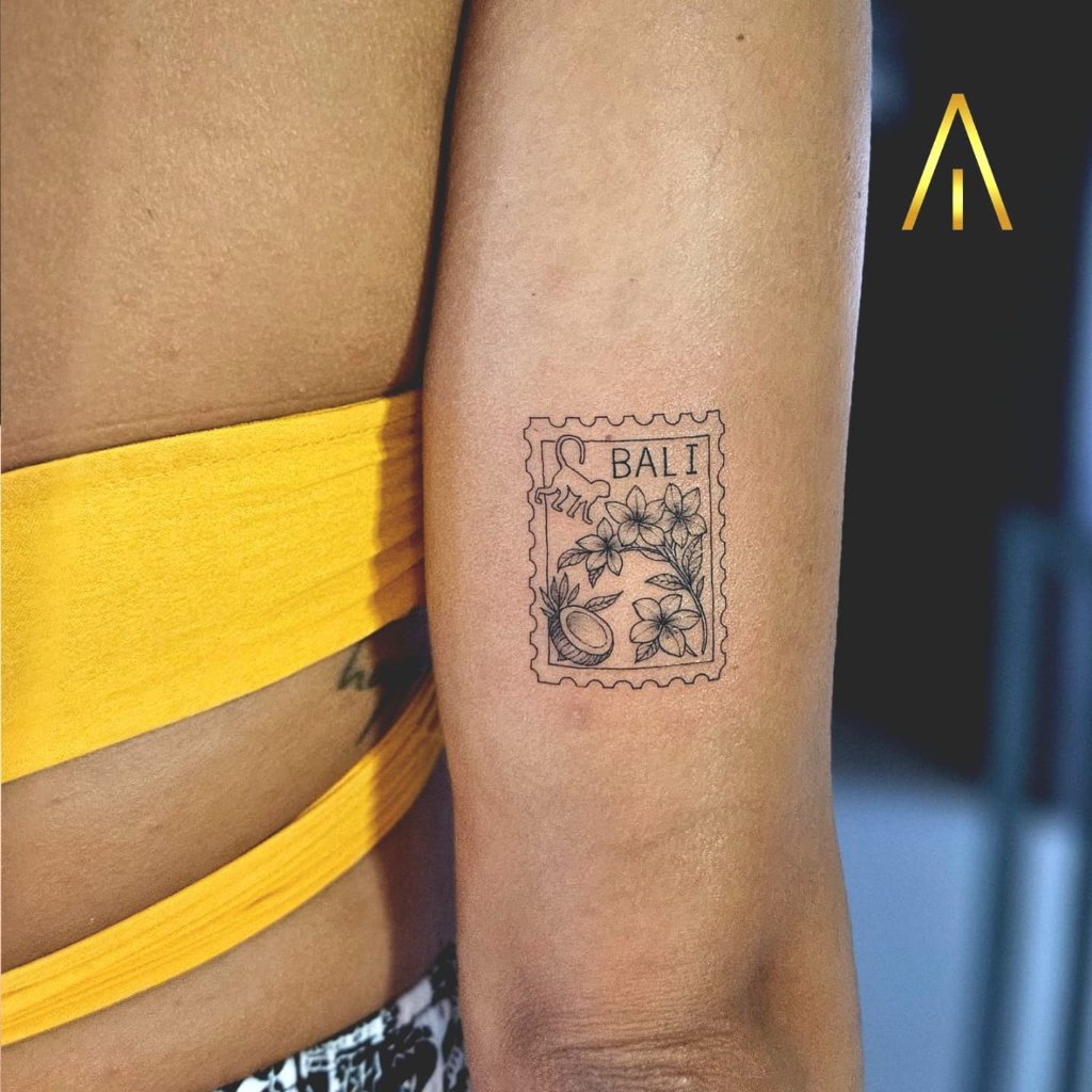 Fine line tattoo Chiang Mai Artisan Ink