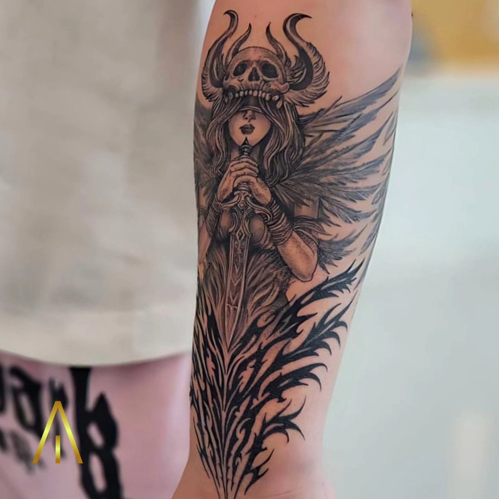 Blackwork tattoo Chiang Mai Artisan Ink