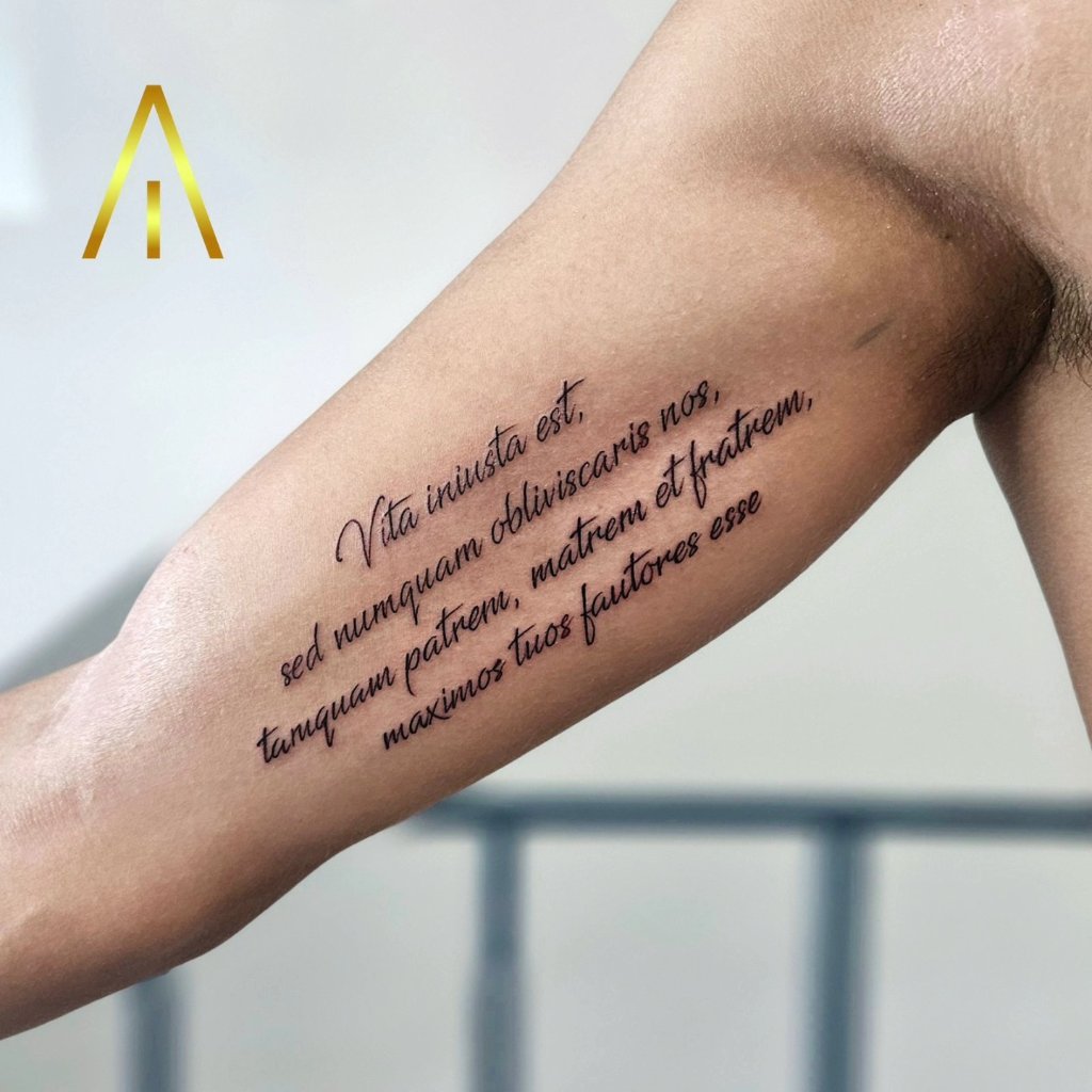 Fine line tattoo Chiang Mai Artisan Ink