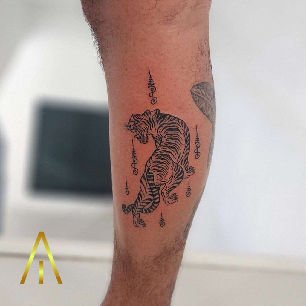 Sak Yant tattoo Chiang Mai Artisan Ink