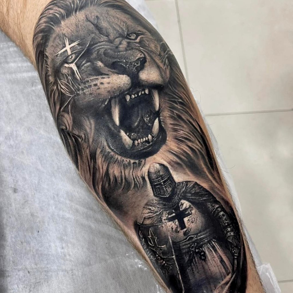 Realistic tattoo Chiang Mai Artisan Ink